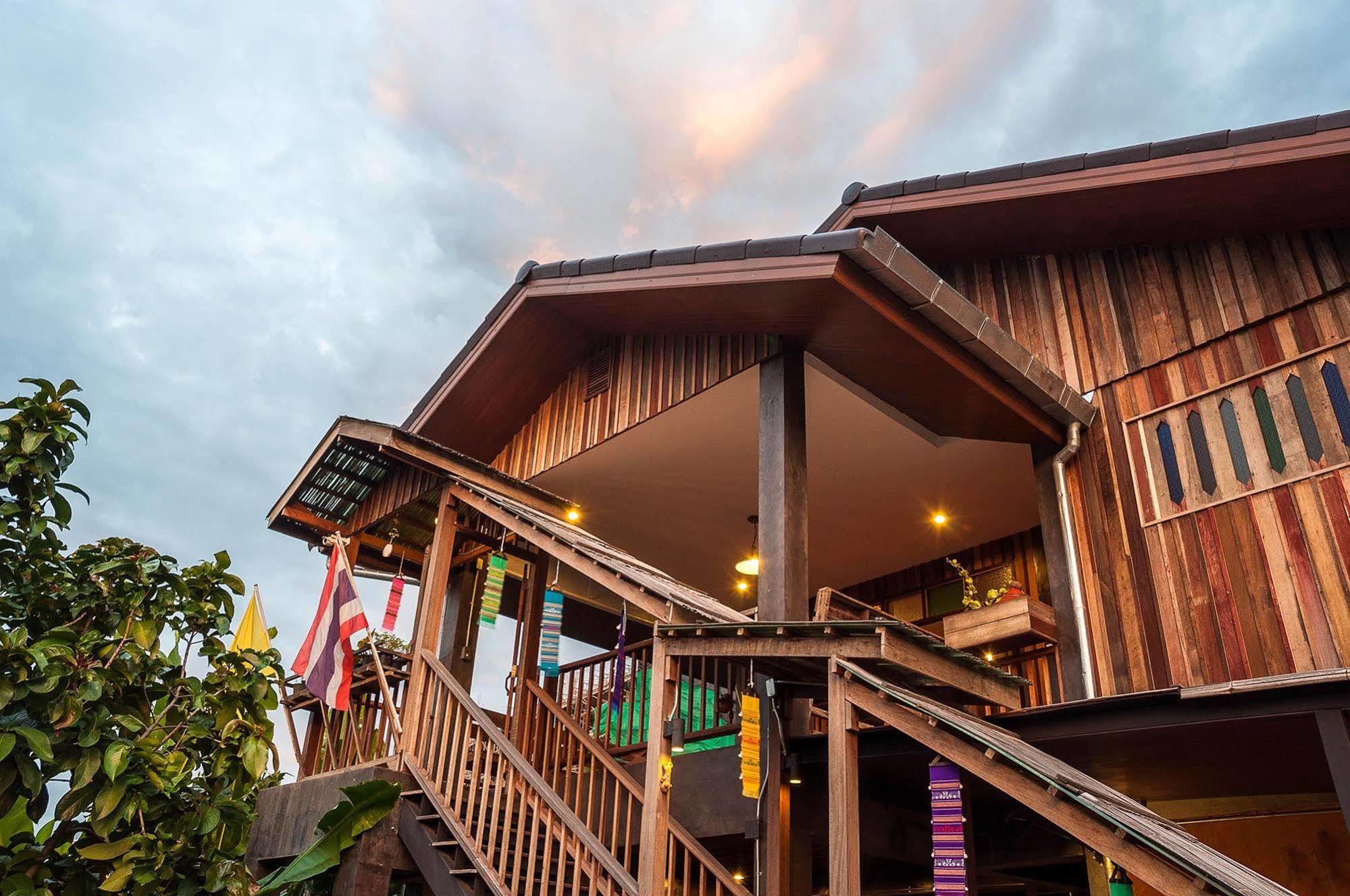 Hueandin Klinmai Boutique Hotel Chiang Mai Esterno foto